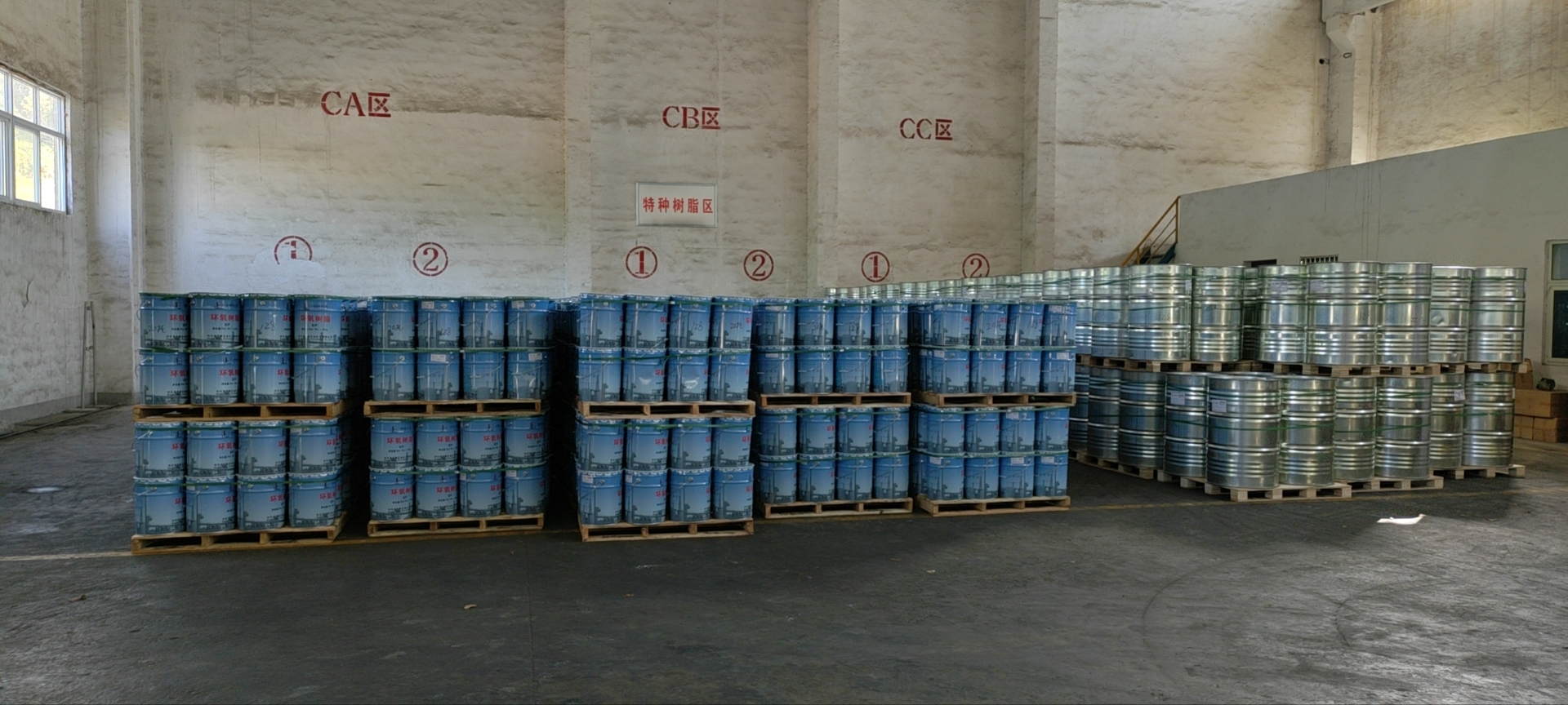 Liquid epoxy resin stocking