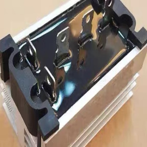 Introduction to Epoxy Resins for High-Performance Electronic Packaging Materials